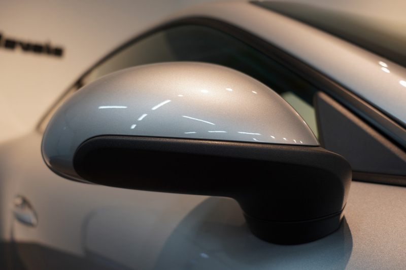 ポルシェ 911(Type991.2) Carrera PDK スポーツクロノ スポーツデザインフロントエプロン  レザーインテリア 20インチCarrera Sportホイール BOSEサウンド 中古車 中古車