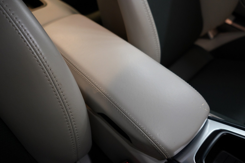 ポルシェ 911(Type991.2) Carrera PDK スポーツクロノ スポーツデザインフロントエプロン  レザーインテリア 20インチCarrera Sportホイール BOSEサウンド 中古車 中古車