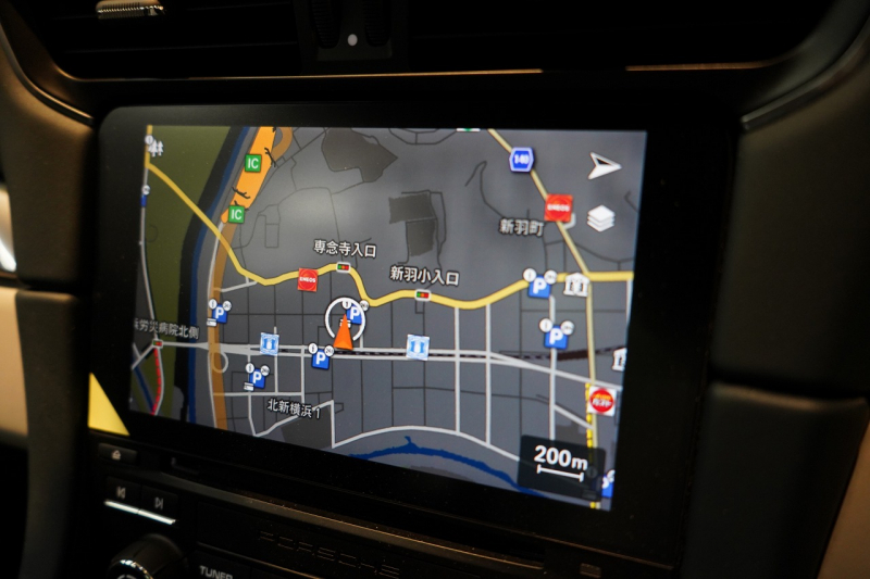 ポルシェ 911(Type991.2) Carrera PDK スポーツクロノ スポーツデザインフロントエプロン  レザーインテリア 20インチCarrera Sportホイール BOSEサウンド 中古車 中古車