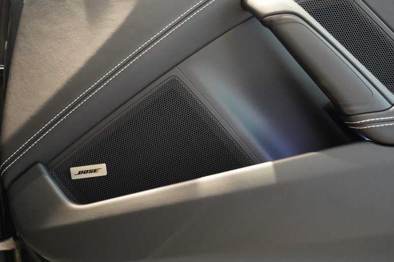 ポルシェ 911(Type992) GT3 Touring Package 6MT 左H ワンオーナー OP491 クロノ PCCB Fリフト カーボンルーフ レザーインテリア 中古車 中古車