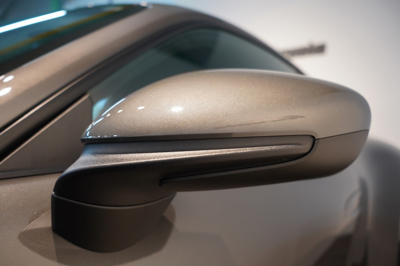 ポルシェ 911(Type992) GT3 Touring Package 6MT 左H ワンオーナー OP491 クロノ PCCB Fリフト カーボンルーフ レザーインテリア 中古車 中古車