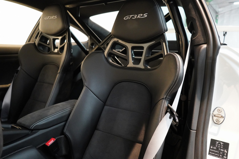 ポルシェ 911(Type991.2) GT3RS PDK 左H 延長保証2026年3月5日迄 PCCB クラブスポーツPKG スポーツクロノPKG LEDヘッドライト Fリフト 中古車 中古車