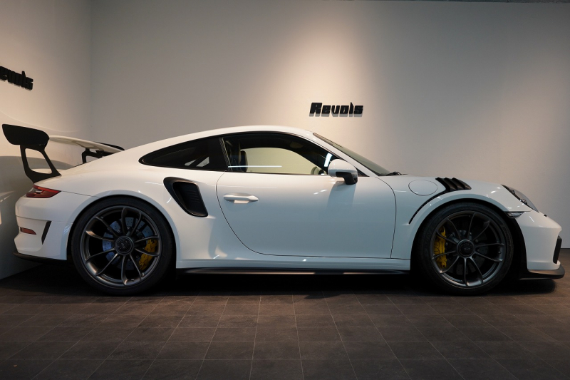 ポルシェ 911(Type991.2) GT3RS PDK 左H 延長保証2026年3月5日迄 PCCB クラブスポーツPKG スポーツクロノPKG LEDヘッドライト Fリフト 中古車 中古車