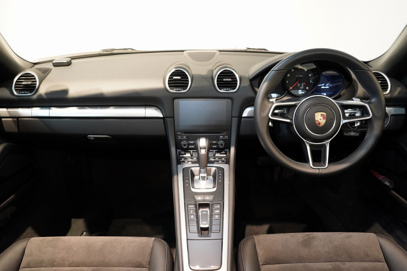 ポルシェ 718 ボクスター PDK 延長保証令和7年10月迄 スポーツエグゾースト 20インチカレラクラシック ティンテッドテール 中古車 中古車