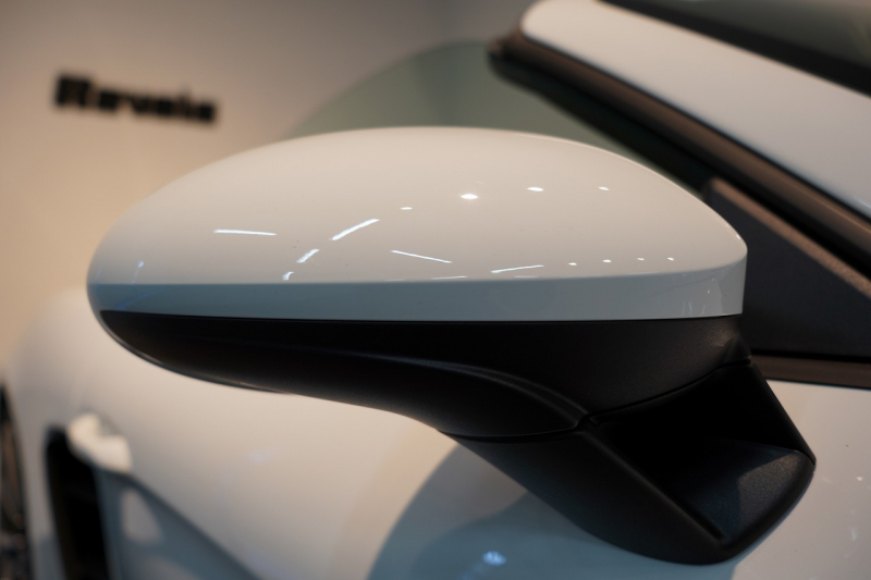 ポルシェ 718 ボクスター PDK 延長保証令和7年10月迄 スポーツエグゾースト 20インチカレラクラシック ティンテッドテール 中古車 中古車