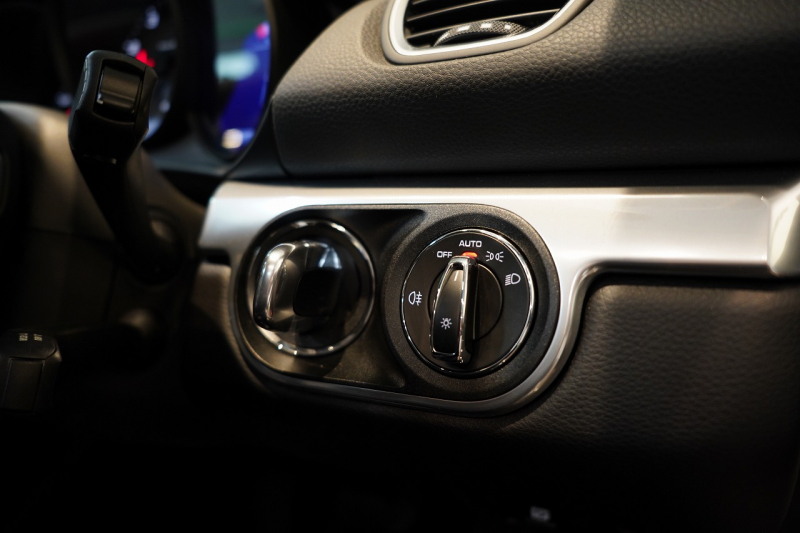 ポルシェ 718 ボクスター PDK 延長保証令和7年10月迄 スポーツエグゾースト 20インチカレラクラシック ティンテッドテール 中古車 中古車