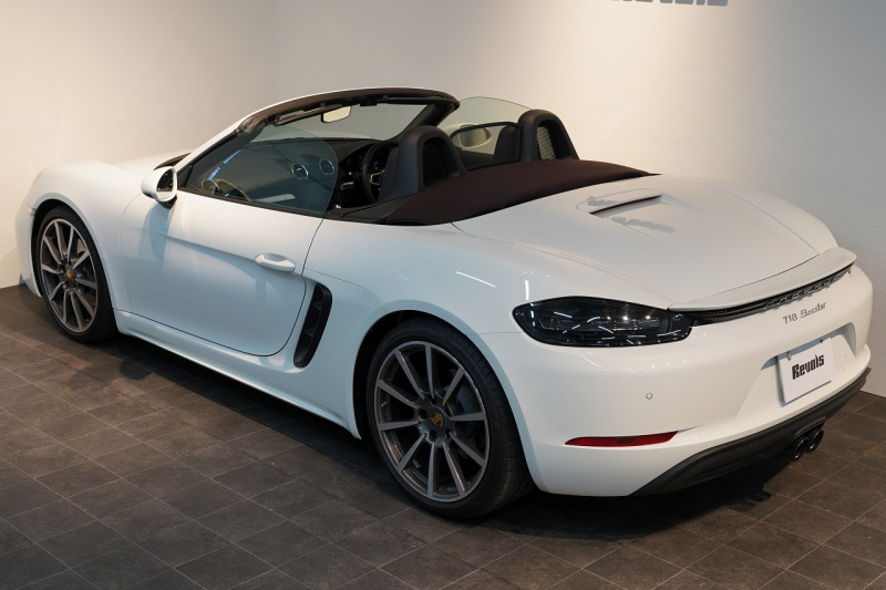 ポルシェ 718 ボクスター PDK 延長保証令和7年10月迄 スポーツエグゾースト 20インチカレラクラシック ティンテッドテール 中古車 中古車