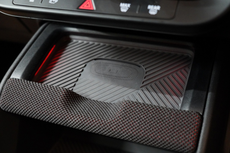 MINI(ミニ) ミニカントリーマン ALL4 JOHN COOPER WORKS TRIM ワンオーナー レジェンドグレー パフォーマンスブレーキ レッドスポーツストライプデカール 中古車 中古車