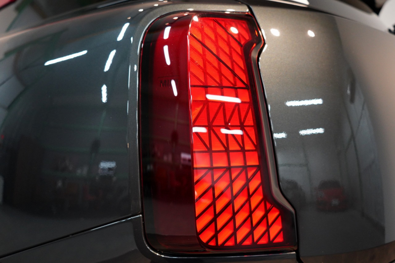 MINI(ミニ) ミニカントリーマン ALL4 JOHN COOPER WORKS TRIM ワンオーナー レジェンドグレー パフォーマンスブレーキ レッドスポーツストライプデカール 中古車 中古車