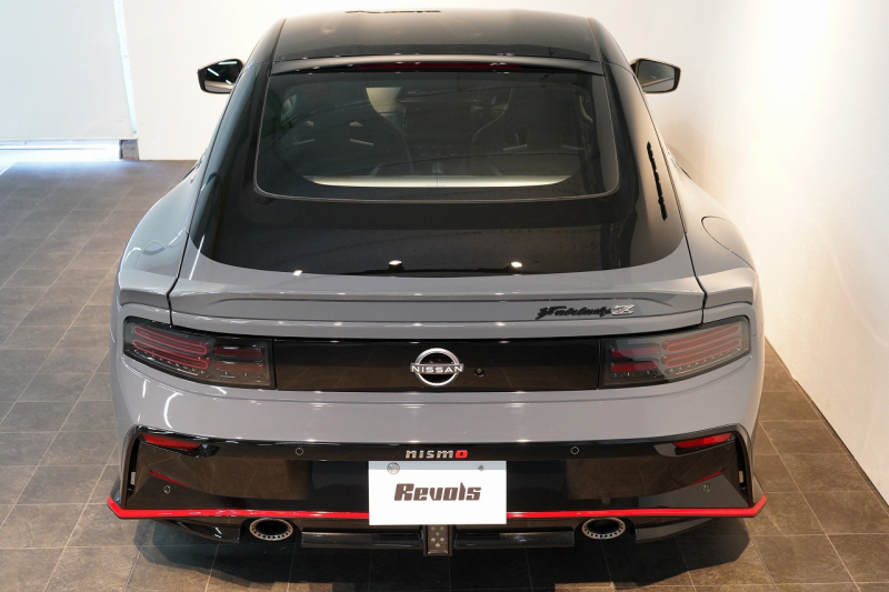 日産 フェアレディZ NISMO ワンオーナー 登録済未使用車 ステルスグレー×スーパーブラック NISMO専用装備 保証継承令和10年1月迄  中古車