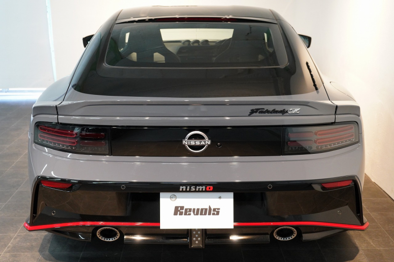 日産 フェアレディZ NISMO ワンオーナー 登録済未使用車 ステルスグレー×スーパーブラック NISMO専用装備 保証継承令和10年1月迄  中古車