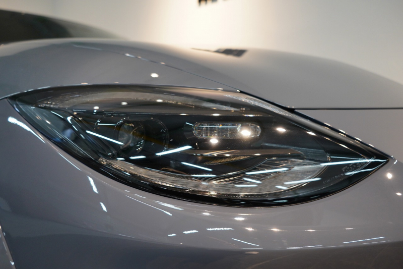 日産 フェアレディZ NISMO ワンオーナー 登録済未使用車 ステルスグレー×スーパーブラック NISMO専用装備 保証継承令和10年1月迄  中古車