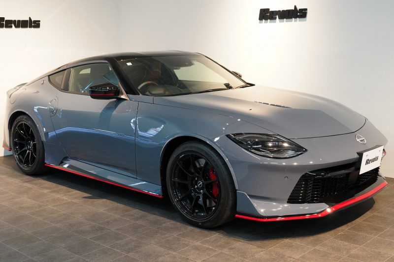 日産 フェアレディZ NISMO ワンオーナー 登録済未使用車 ステルスグレー×スーパーブラック NISMO専用装備 保証継承令和10年1月迄  中古車