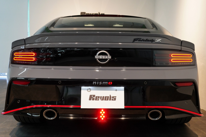 日産 フェアレディZ NISMO ワンオーナー 登録済未使用車 ステルスグレー×スーパーブラック NISMO専用装備 保証継承令和10年1月迄  中古車