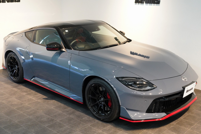 日産 フェアレディZ NISMO ワンオーナー 登録済未使用車 ステルスグレー×スーパーブラック NISMO専用装備 保証継承令和10年1月迄  中古車