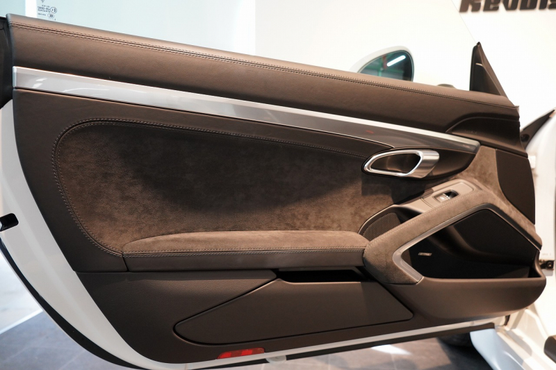 ポルシェ ボクスター(Type981) GTS PDK スポーツクロノ スポーツエグゾースト レザーインテリア 中古車 中古車