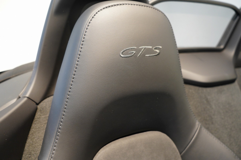 ポルシェ ボクスター(Type981) GTS PDK スポーツクロノ スポーツエグゾースト レザーインテリア 中古車 中古車