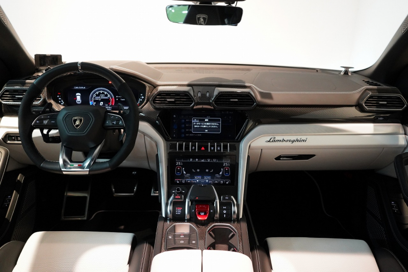 ランボルギーニ ウルス ベースグレード 左H カーボンエクステリア&インテリア パノラマルーフ Bang&Olufsen 中古車 中古車