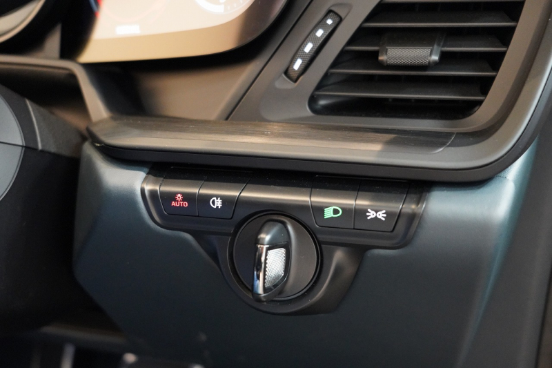 ポルシェ 911(Type992) Carrera GTS Cabriolet オールレザーインテリア（グラファイトブルー） ベンチレーション  中古車