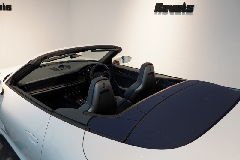 ポルシェ 911(Type992) Carrera GTS Cabriolet オールレザーインテリア（グラファイトブルー） ベンチレーション  中古車