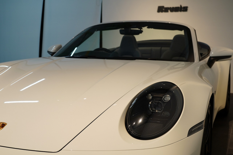 ポルシェ 911(Type992) Carrera GTS Cabriolet オールレザーインテリア（グラファイトブルー） ベンチレーション  中古車