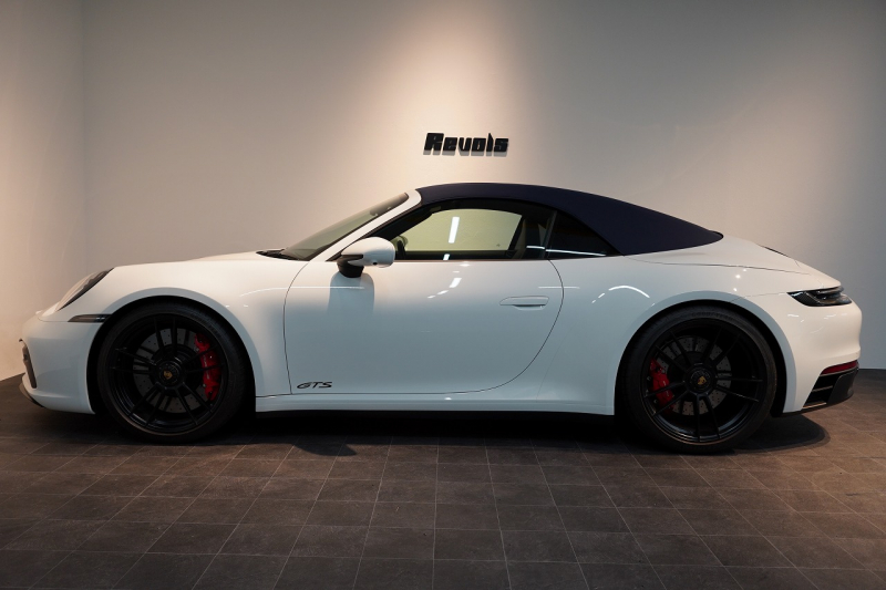 ポルシェ 911(Type992) Carrera GTS Cabriolet オールレザーインテリア（グラファイトブルー） ベンチレーション  中古車