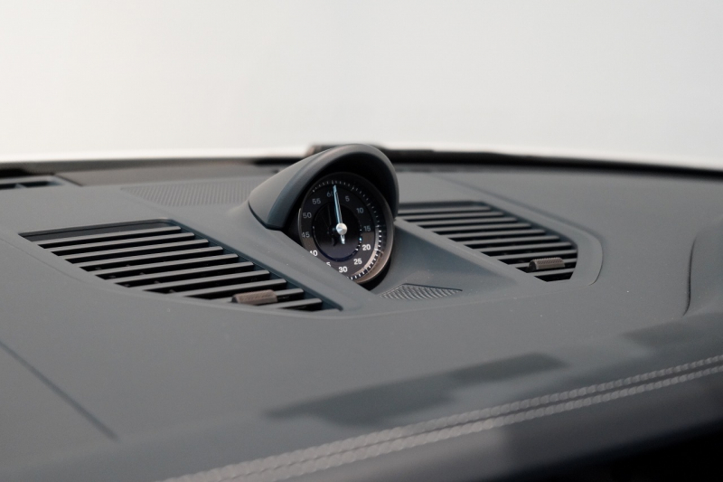 ポルシェ 911(Type992) Carrera GTS Cabriolet オールレザーインテリア（グラファイトブルー） ベンチレーション  中古車