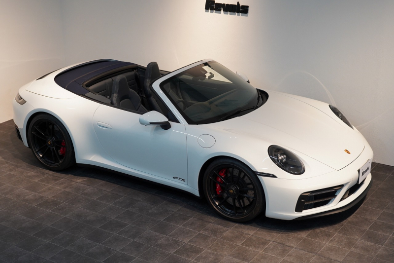 ポルシェ 911(Type992) Carrera GTS Cabriolet オールレザーインテリア（グラファイトブルー） ベンチレーション 中古車