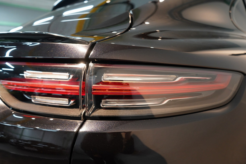 ポルシェ カイエンクーペ Turbo Tiptronic-S 延長保証2025年11月迄 PSMP付 PCSB ツートンレザーインテリア スポーツエグゾースト マトリクスLED 中古車 中古車