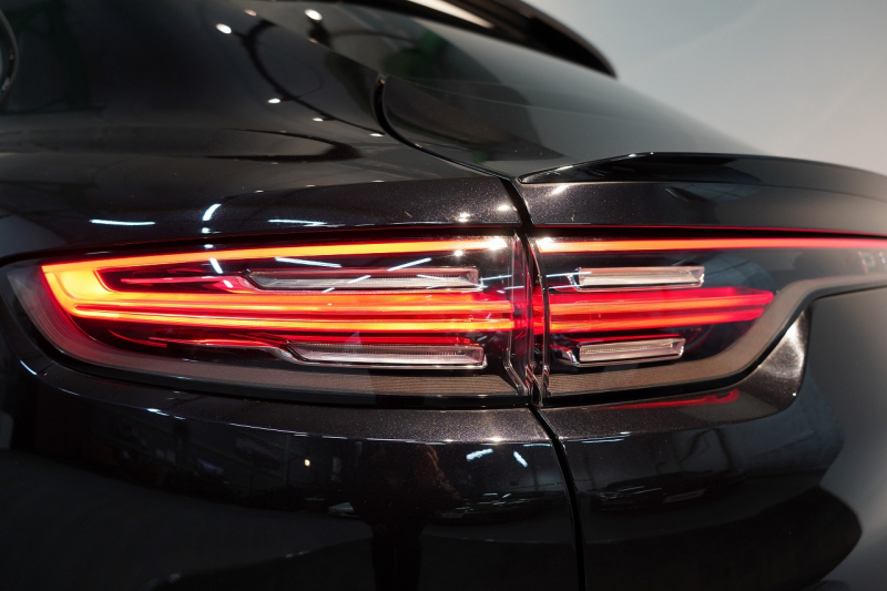 ポルシェ カイエンクーペ Turbo Tiptronic-S 延長保証2025年11月迄 PSMP付 PCSB ツートンレザーインテリア スポーツエグゾースト マトリクスLED 中古車 中古車