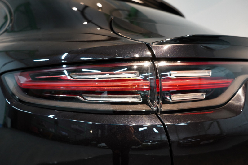 ポルシェ カイエンクーペ Turbo Tiptronic-S 延長保証2025年11月迄 PSMP付 PCSB ツートンレザーインテリア スポーツエグゾースト マトリクスLED 中古車 中古車