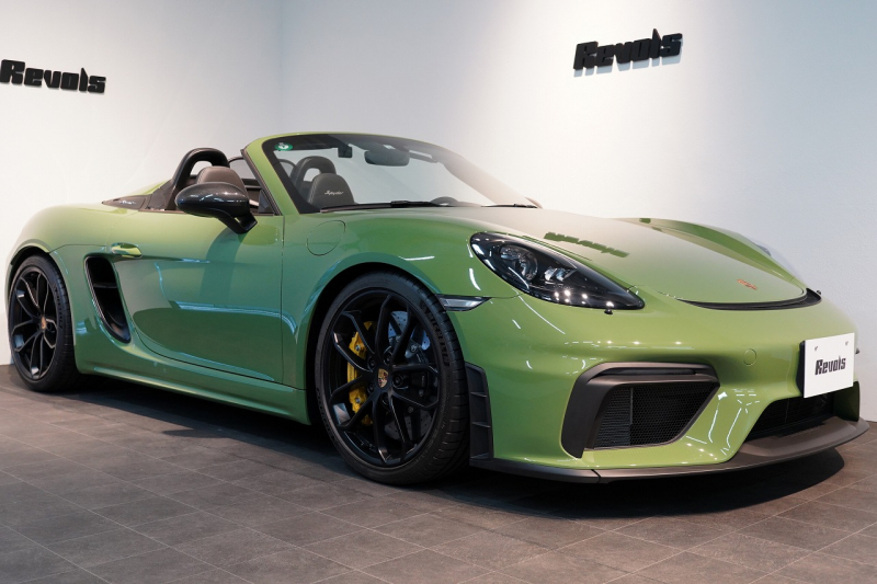 ポルシェ 718スパイダー 6MT ワンオーナー 左H PTSカラー/オリーブグリーン PCCB レザーインテリア 中古車