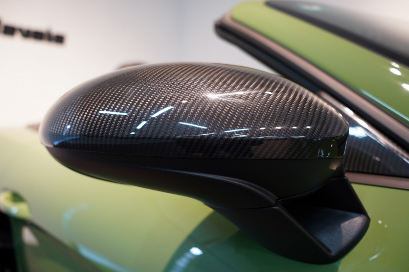 ポルシェ 718スパイダー 6MT ワンオーナー 左H PTSカラー/オリーブグリーン PCCB レザーインテリア 中古車 中古車