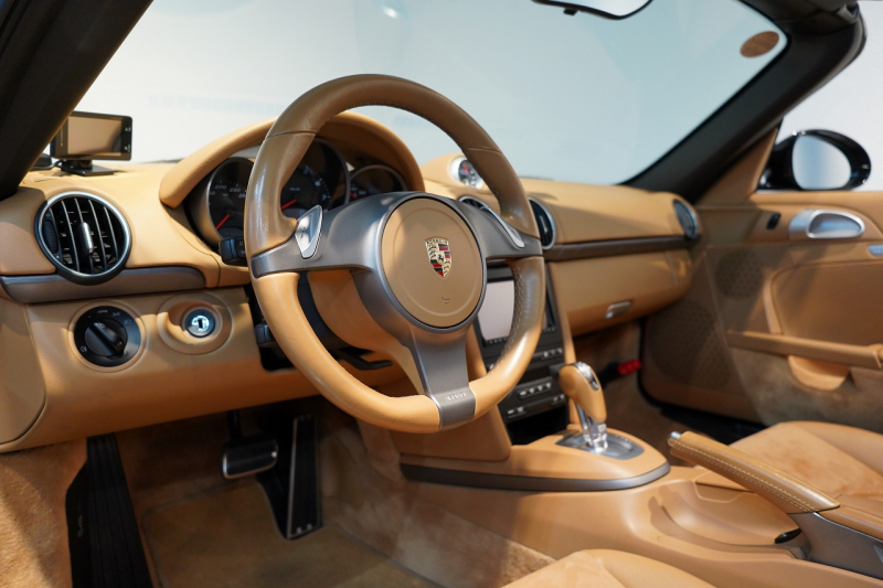 ポルシェ ボクスター(Type987) PDK 後期モデル 左H スポーツクロノ バサルトブラック PC入庫歴17回 中古車 中古車