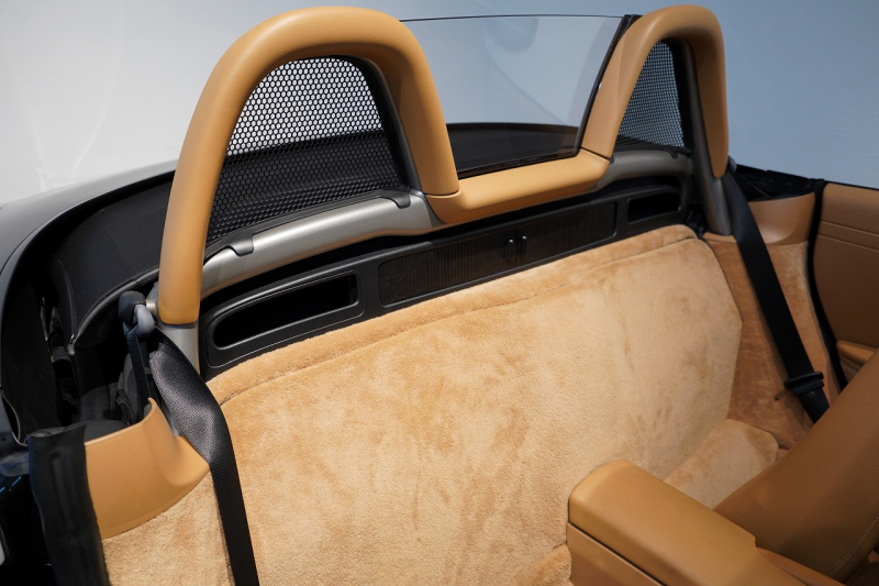 ポルシェ ボクスター(Type987) PDK 後期モデル 左H スポーツクロノ バサルトブラック PC入庫歴17回 中古車 中古車