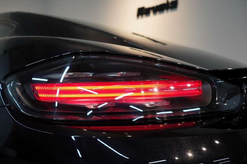 ポルシェ 718 ケイマン S PDK スポクロ スポエグ レザーインテリア×Sport-Tex PDLS+付LEDヘッドライト 中古車 中古車