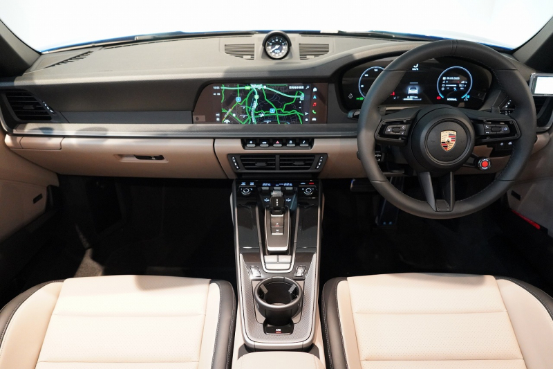 ポルシェ 911(Type992) Carrera Cabriolet PDK 後期モデル(Type992.2) ワンオーナー OP253 ルガーノブルー スポクロ スポエグ 20/21インチRSSpyderホイール 中古車 中古車