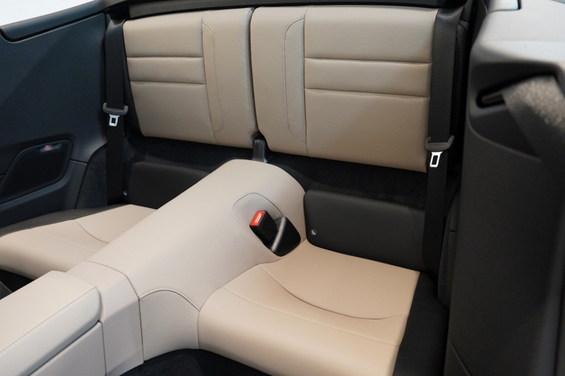 ポルシェ 911(Type992) Carrera Cabriolet PDK 後期モデル(Type992.2) ワンオーナー OP253 ルガーノブルー スポクロ スポエグ 20/21インチRSSpyderホイール 中古車 中古車