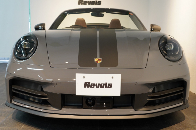 ポルシェ 911(Type992) Carrera Cabriolet 後期モデル(Type992.2) ワンオーナー OP432万 スポクロ スポエグ クラブレザー Fリフト 中古車 中古車