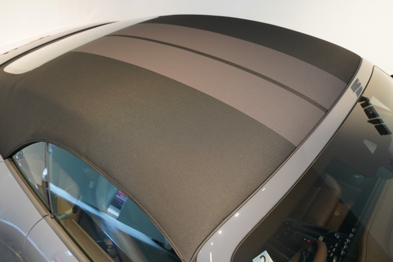 ポルシェ 911(Type992) Carrera Cabriolet 後期モデル(Type992.2) ワンオーナー OP432万 スポクロ スポエグ クラブレザー Fリフト 中古車 中古車