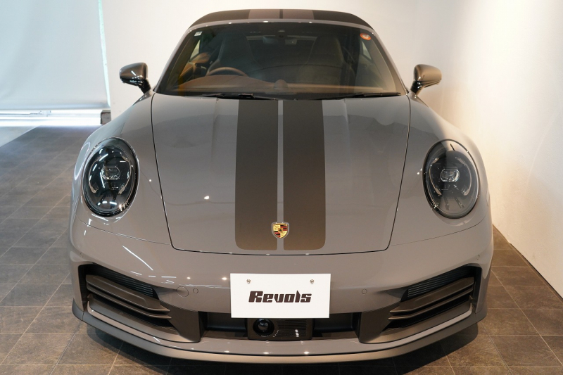 ポルシェ 911(Type992) Carrera Cabriolet 後期モデル(Type992.2) ワンオーナー OP432万 スポクロ スポエグ クラブレザー Fリフト 中古車 中古車