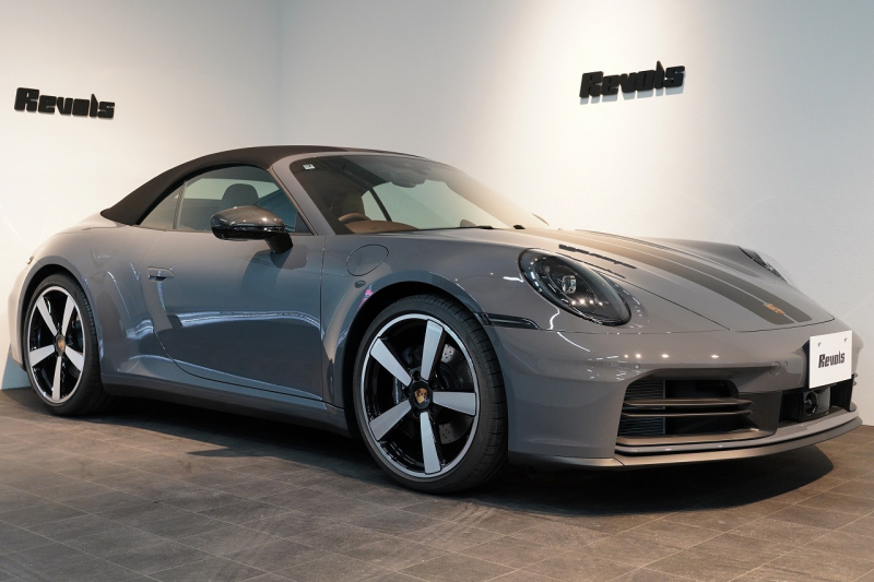 ポルシェ 911(Type992) Carrera Cabriolet 後期モデル(Type992.2) ワンオーナー OP432万 スポクロ スポエグ クラブレザー Fリフト 中古車 中古車
