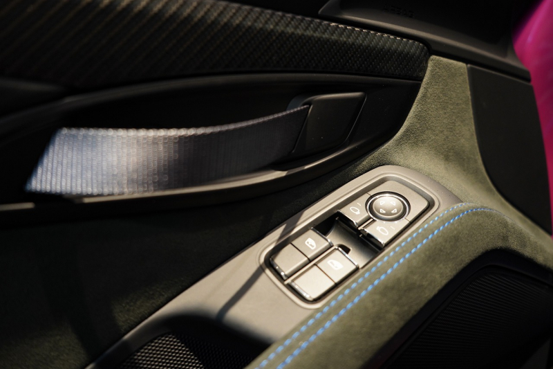 ポルシェ 718 ケイマン GT4RS PDK ワンオーナー OP598万 ヴァイザッハPKG ルビースターネオ スポクロ Fリフト 中古車 中古車