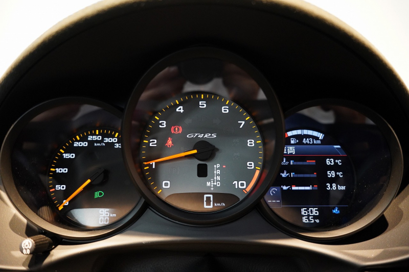 ポルシェ 718 ケイマン GT4RS PDK ワンオーナー OP598万 ヴァイザッハPKG ルビースターネオ スポクロ Fリフト 中古車 中古車