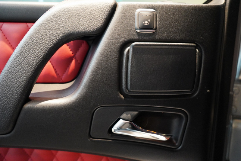 AMG Gクラス G63 designoマグノプラチナムマット&エクスクルーシブインテリア サイドカメラ 中古車 中古車