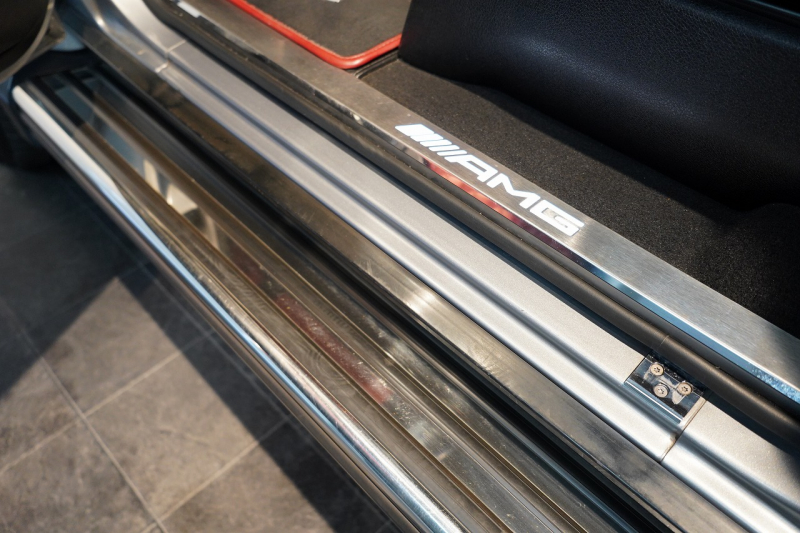 AMG Gクラス G63 designoマグノプラチナムマット&エクスクルーシブインテリア サイドカメラ 中古車 中古車