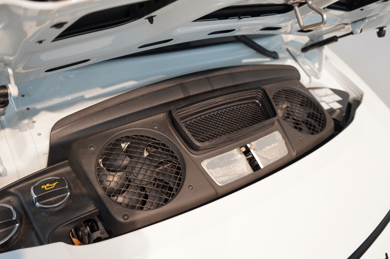 ポルシェ 911(Type991) 911(Type991.1) 2015y 911Carrera GTS GTSインテリア&カーボンインテリア フロント&Bカメラ  中古車