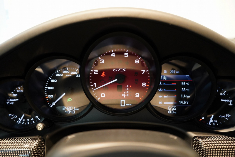 ポルシェ 911(Type991) 911(Type991.1) 2015y 911Carrera GTS GTSインテリア&カーボンインテリア フロント&Bカメラ  中古車