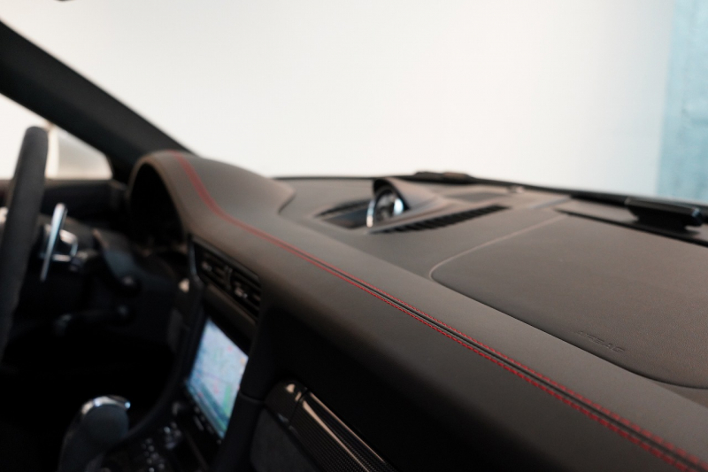 ポルシェ 911(Type991) 911(Type991.1) 2015y 911Carrera GTS GTSインテリア&カーボンインテリア フロント&Bカメラ  中古車