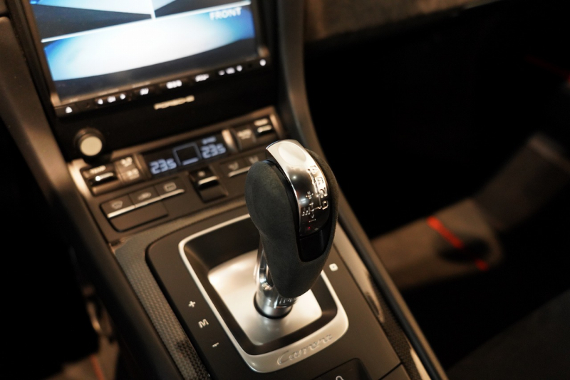 ポルシェ 911(Type991) 911(Type991.1) 2015y 911Carrera GTS GTSインテリア&カーボンインテリア フロント&Bカメラ  中古車